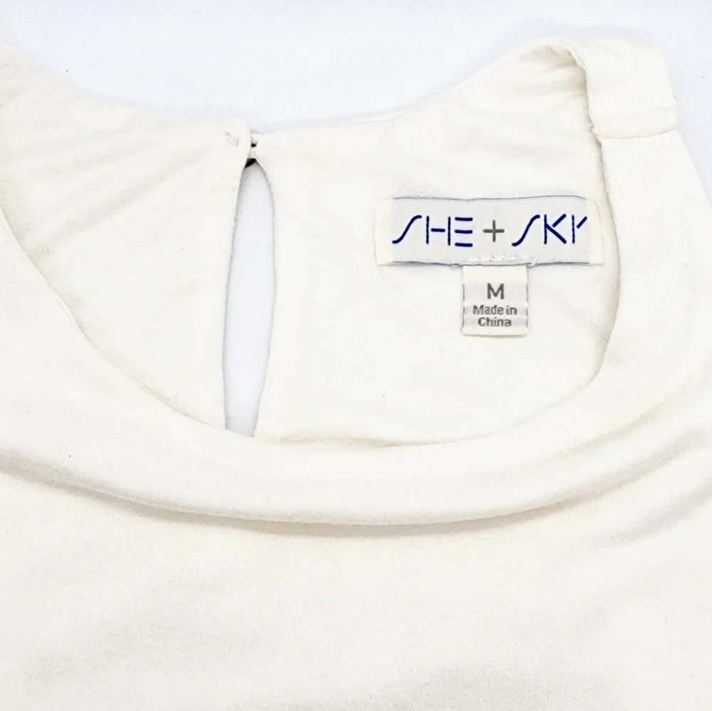 She + Sky Ruched Tie Sides Cropped Tank - Picture 4 of 5